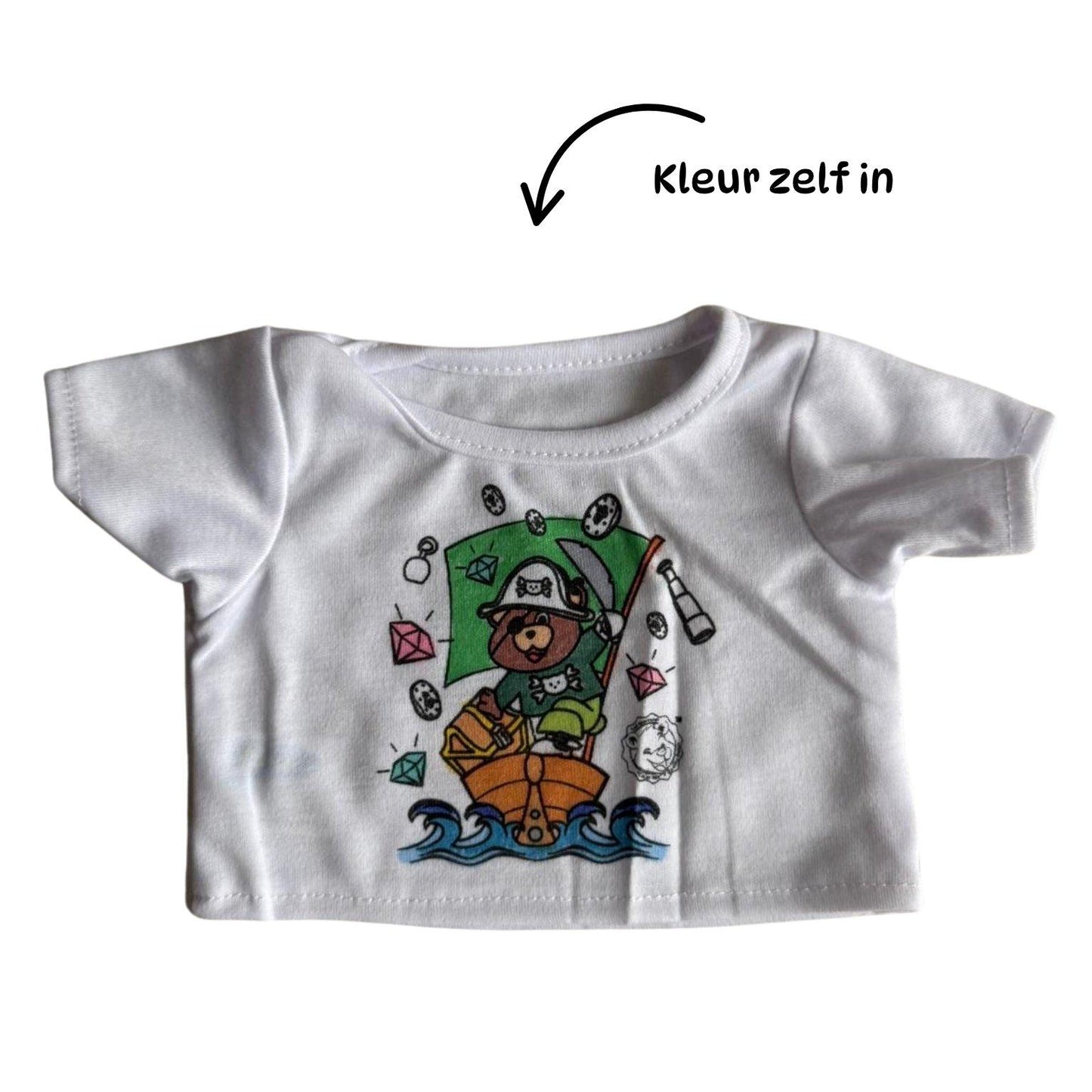 Ingekleurde versie van het piraten kleurplaat-t-shirt voor knuffels – creatief en persoonlijk accessoire van Make a Bear