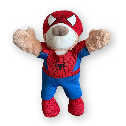Knuffelbeer in Spiderbeer outfit met cape – maak je eigen superheldenknuffel bij Make a Bear