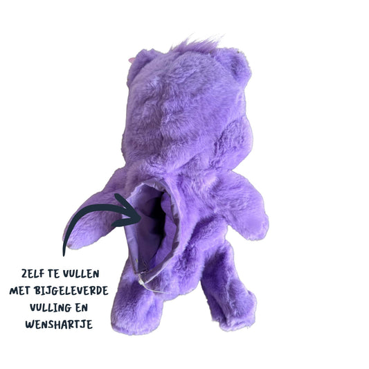 Achterzijde van de Eerlijkheidsbeer van Make a Bear met vulopening – zelf te vullen knuffel voor een persoonlijk en betekenisvol cadeau